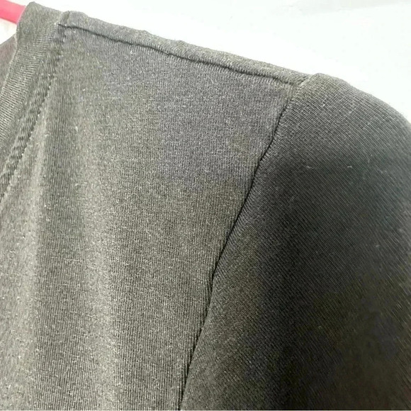 Calvin  Klein V-Neck T-Shirt Black Soft Size Large - Picture 5 of 16